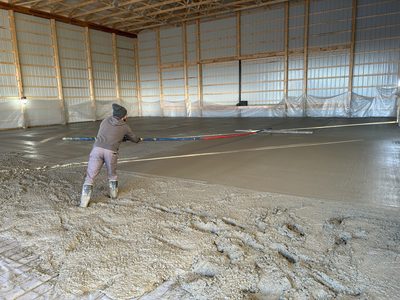 Crew Finishing Large Commercial Slab
